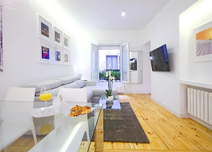 Plaza Mayor Suite by Madflats Collection